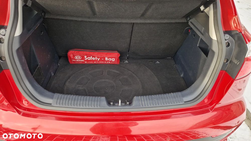 Kia Rio 1.2 Edition 7 - 12