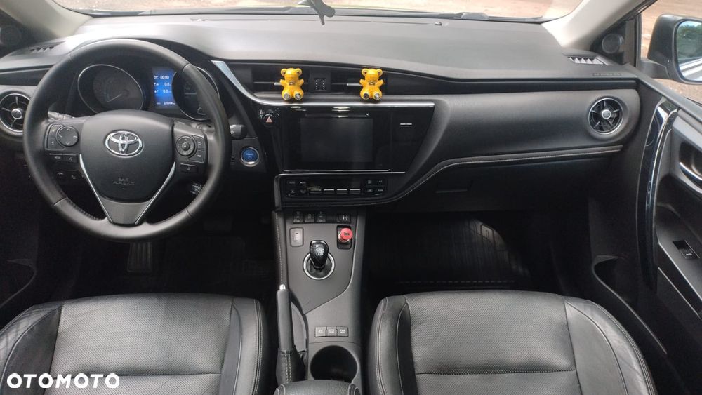 Toyota Auris 1.8 HSD Luna - 17