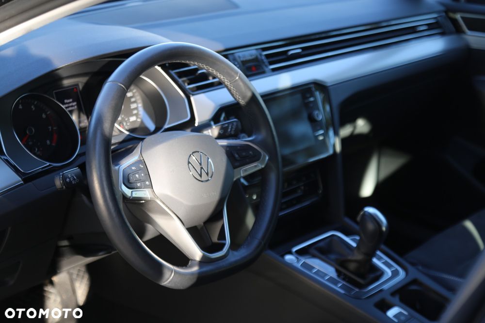 Volkswagen Passat 1.5 TSI OPF DSG Elegance - 23