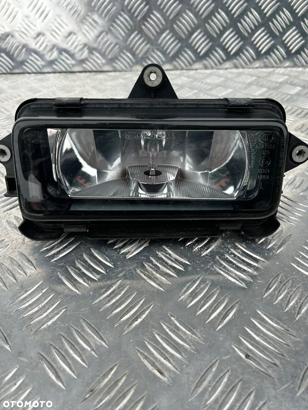 HALOGEN DACHOWY GLOBU SCANIA NEXT GEN NTG LEWY - 2
