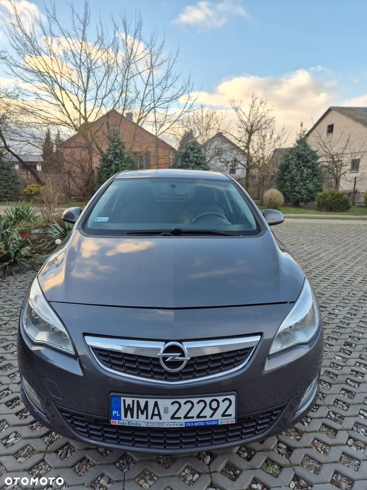 Opel Astra - 1