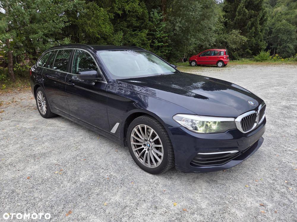 BMW Seria 5 520d M Sport Edition - 1
