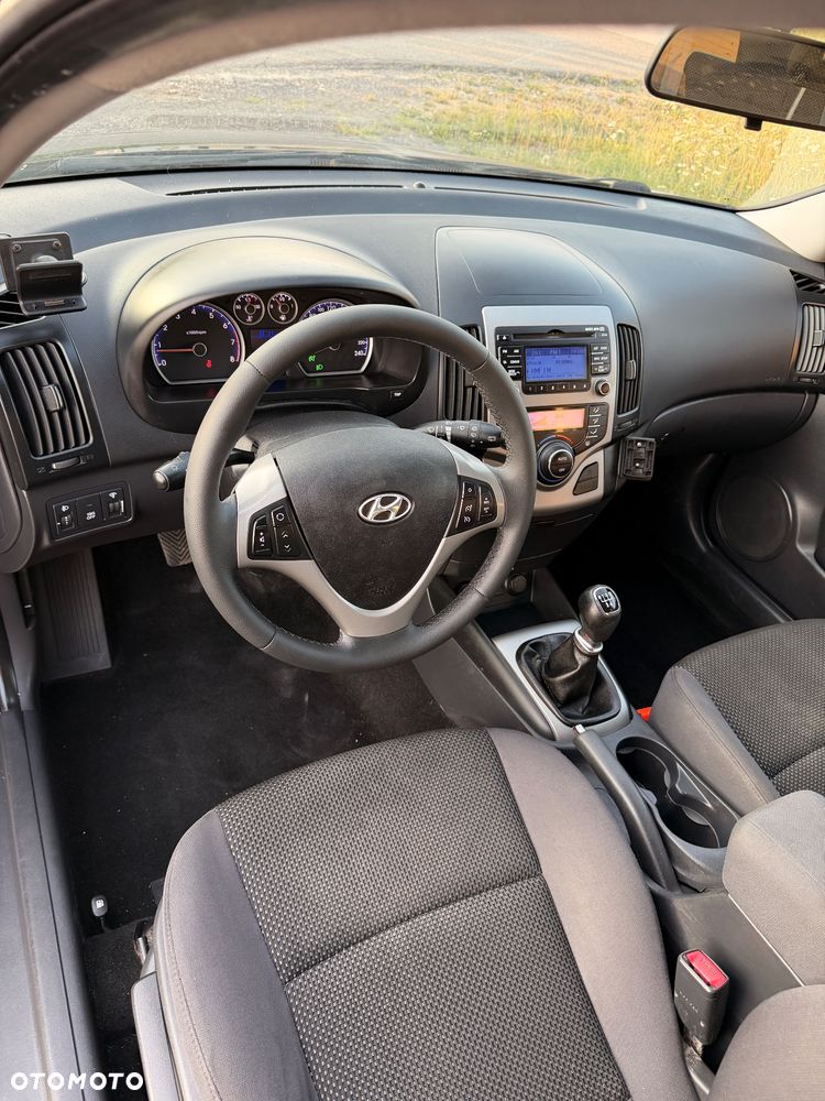Hyundai i30 i30cw 1.4 blue Comfort - 21