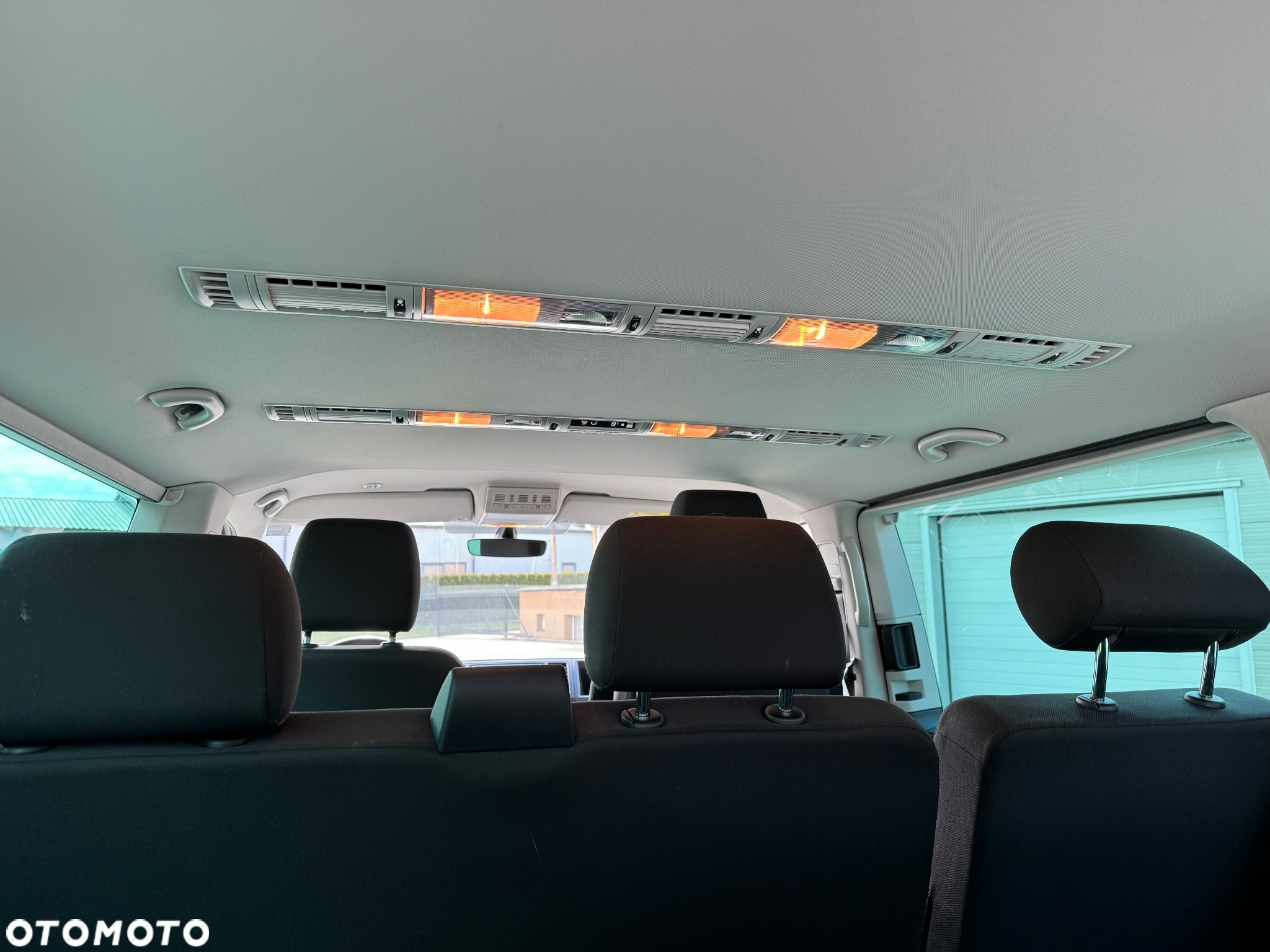 Volkswagen Caravelle 2.0 TDI L2 Comfortline - 22