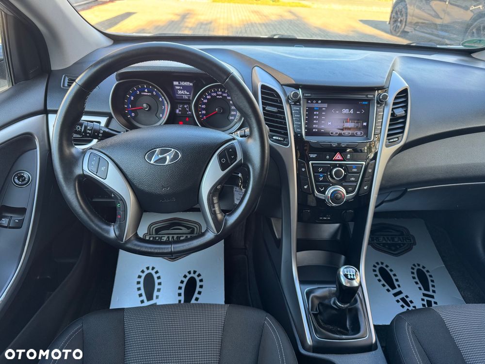 Hyundai i30 - 18