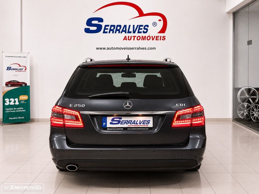 Mercedes-Benz E 250 BlueTEC Avantgarde Auto. - 6