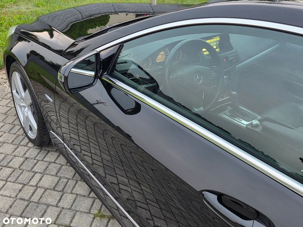 Mercedes-Benz Klasa E 250 CGI BlueEFFICIENCY Automatik Avantgarde - 32