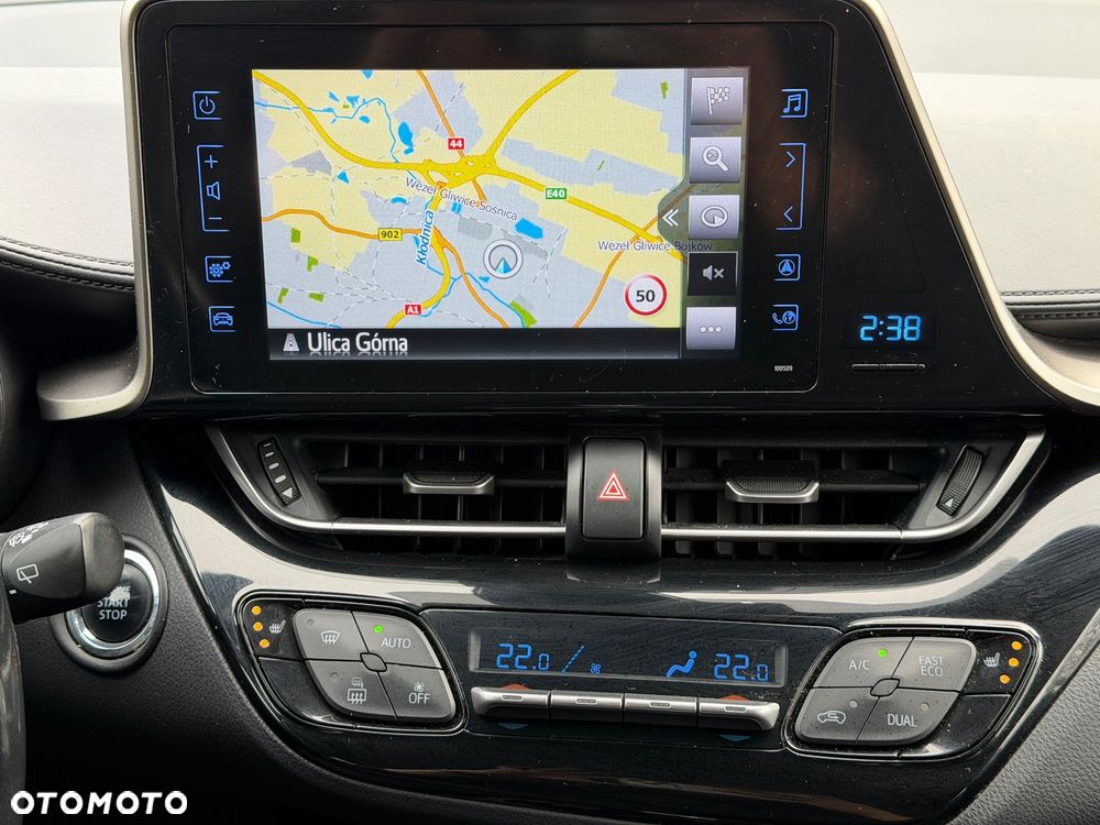 Toyota C-HR 1.2 Turbo Team Deutschland - 18