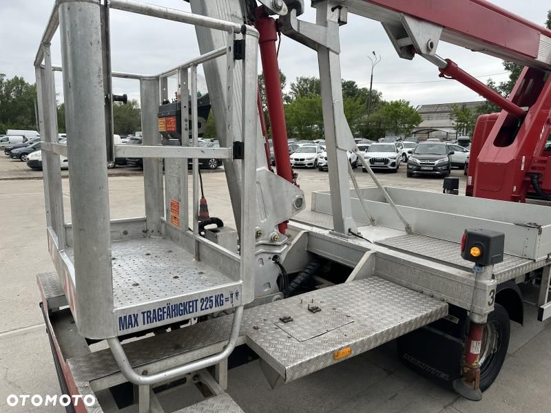 Nissan CABSTAR - 17