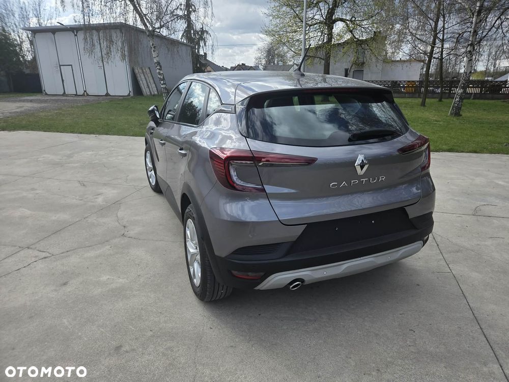 Renault Captur - 3