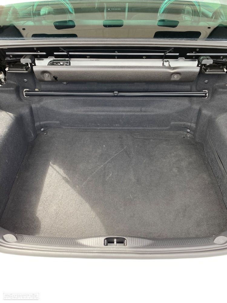 Peugeot 207 CC 1.6 HDi Allure - 12