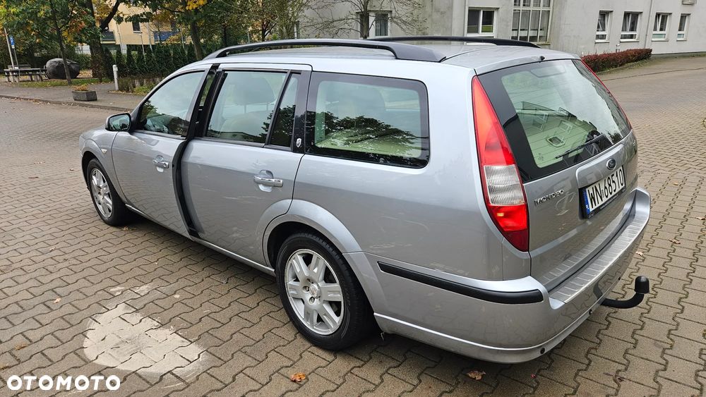 Ford Mondeo 2.0 Ghia - 3