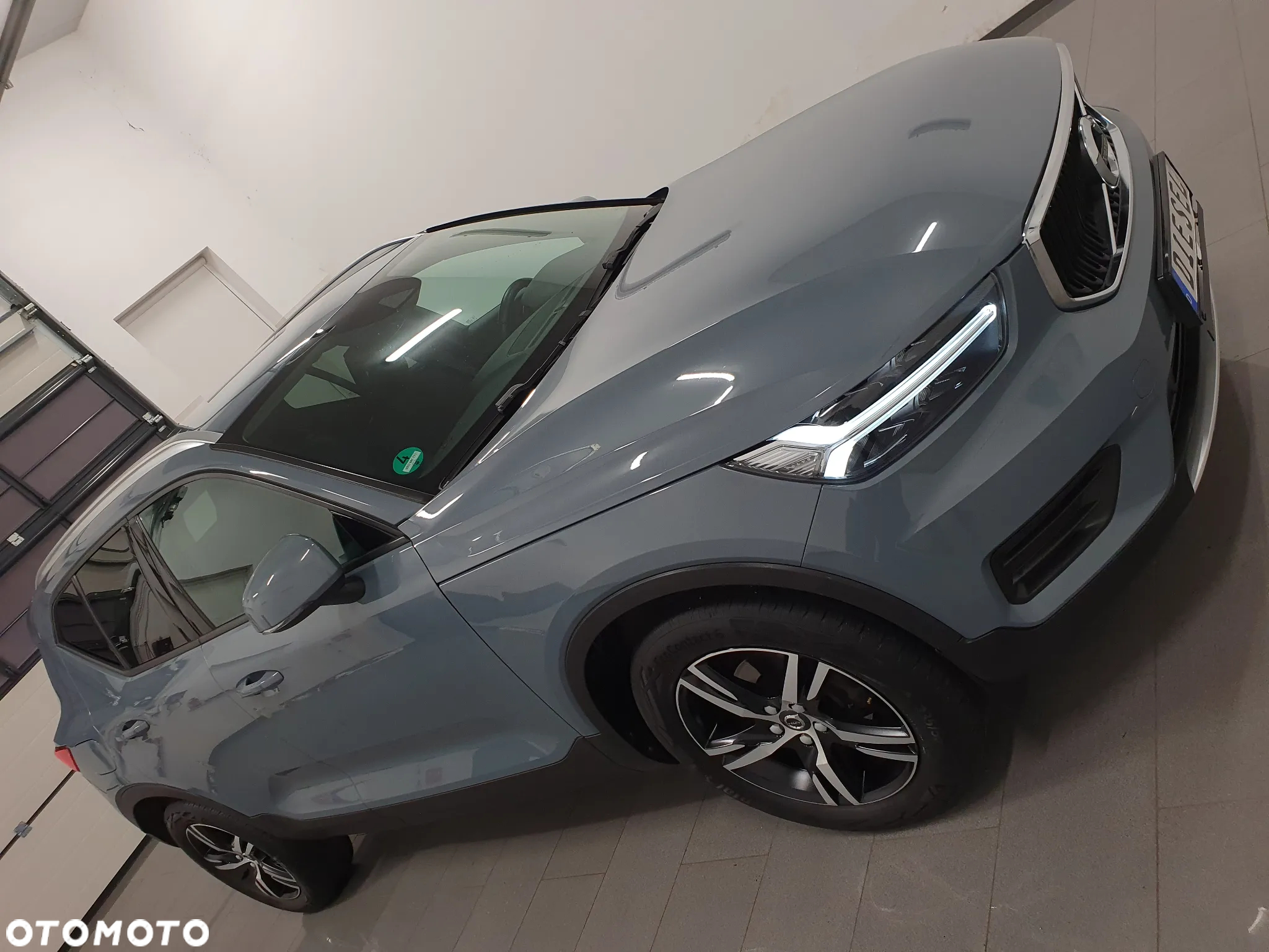 Volvo XC 40 D3 R-Design - 2