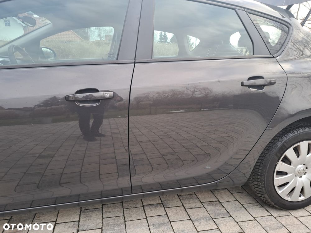 Opel Astra 1.6 Active - 12