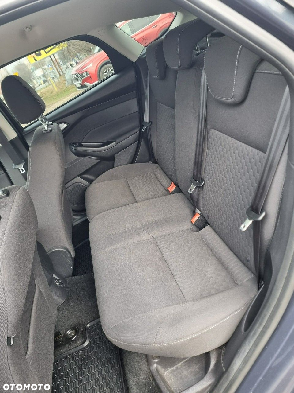 Ford Focus - 13
