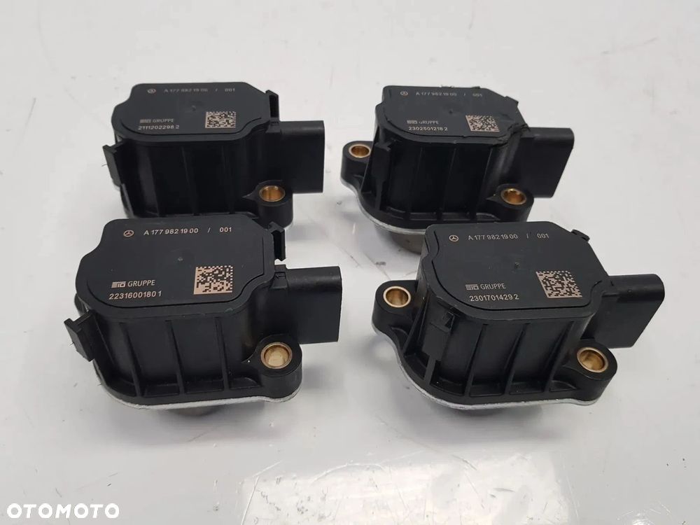 Elektrozawór magnes podnoszenia wałka rozrządu Mercedes AMG 63 M177 A1779821900 - 2