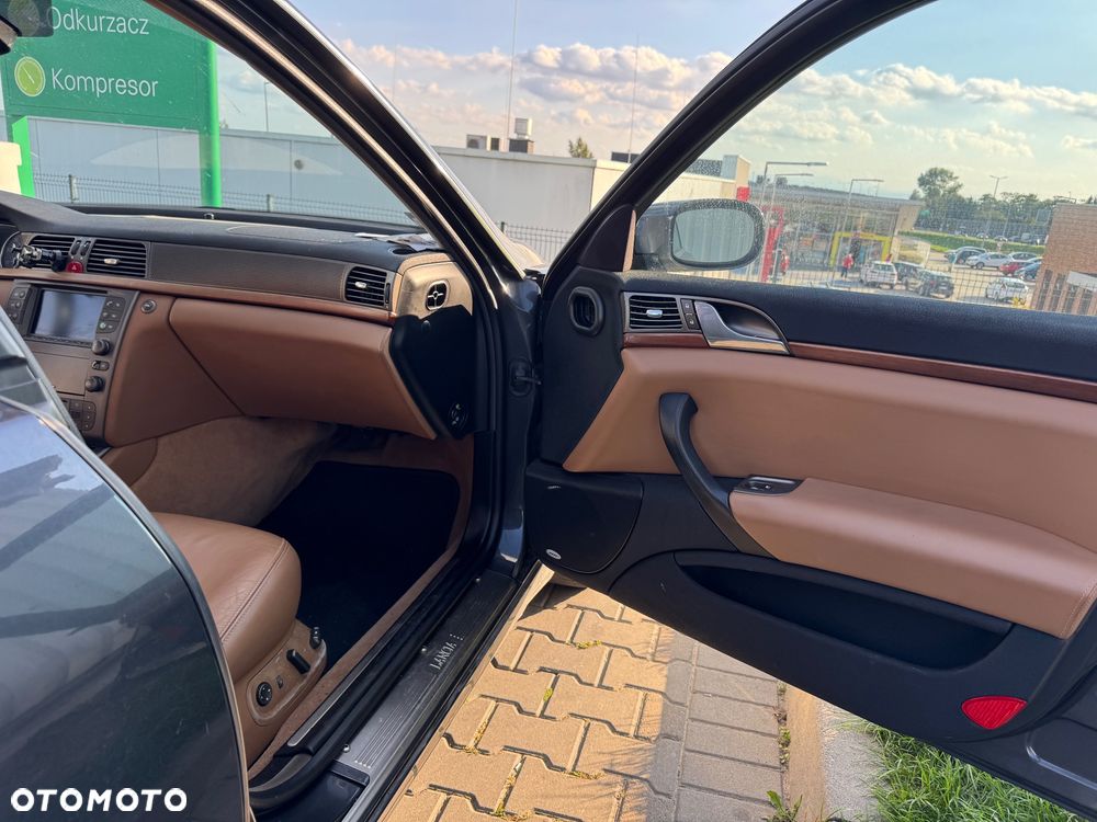 Lancia Thesis 3.2 6V Emblema - 29