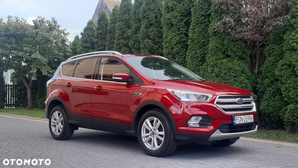 Ford Kuga 2.0 TDCi 4x2 Titanium - 2