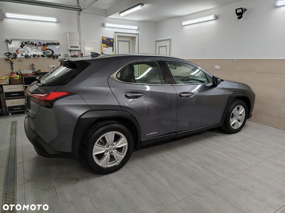 Lexus UX 250h Elegance 2WD - 14