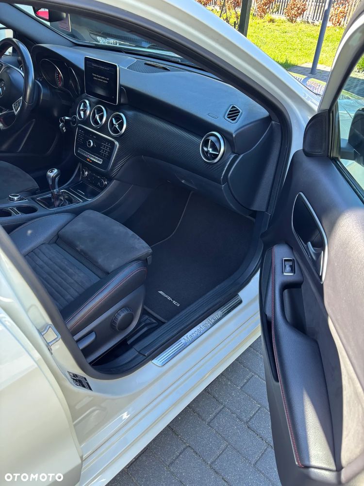Mercedes-Benz Klasa A 180 AMG Line - 22