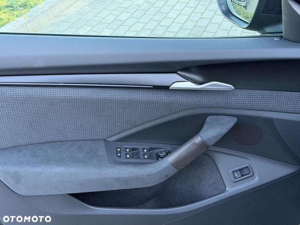 Skoda Superb 2.0 TDI SCR 4x4 Sportline DSG - 10