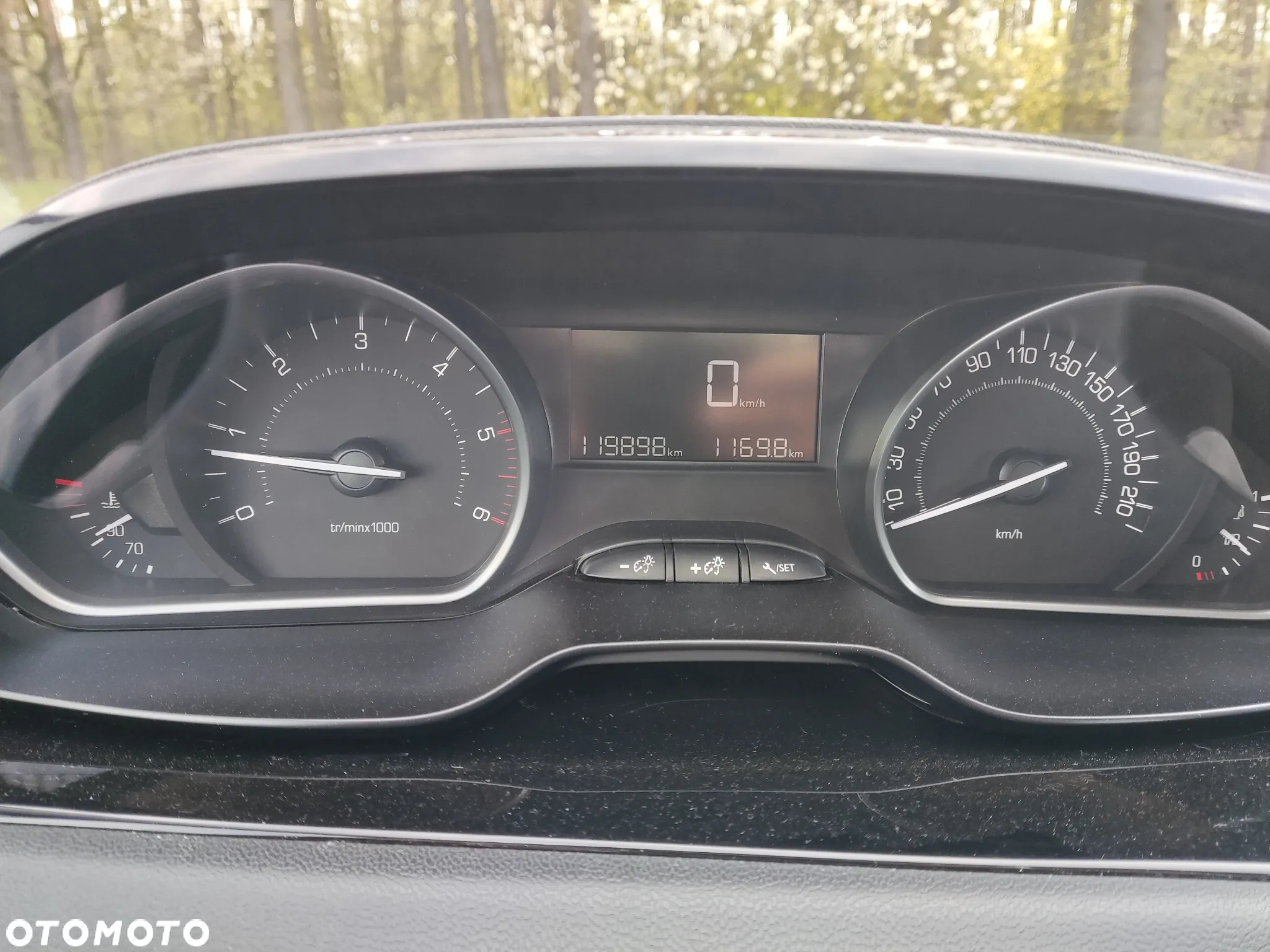 Peugeot 208 1.5 BlueHDi Active S&S - 9