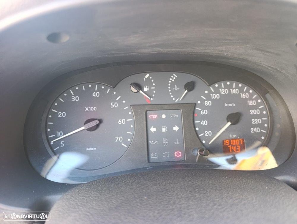 Renault Clio 1.2 RN - 17