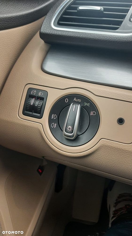 Volkswagen Passat 2.0 TDI Comfortline - 19