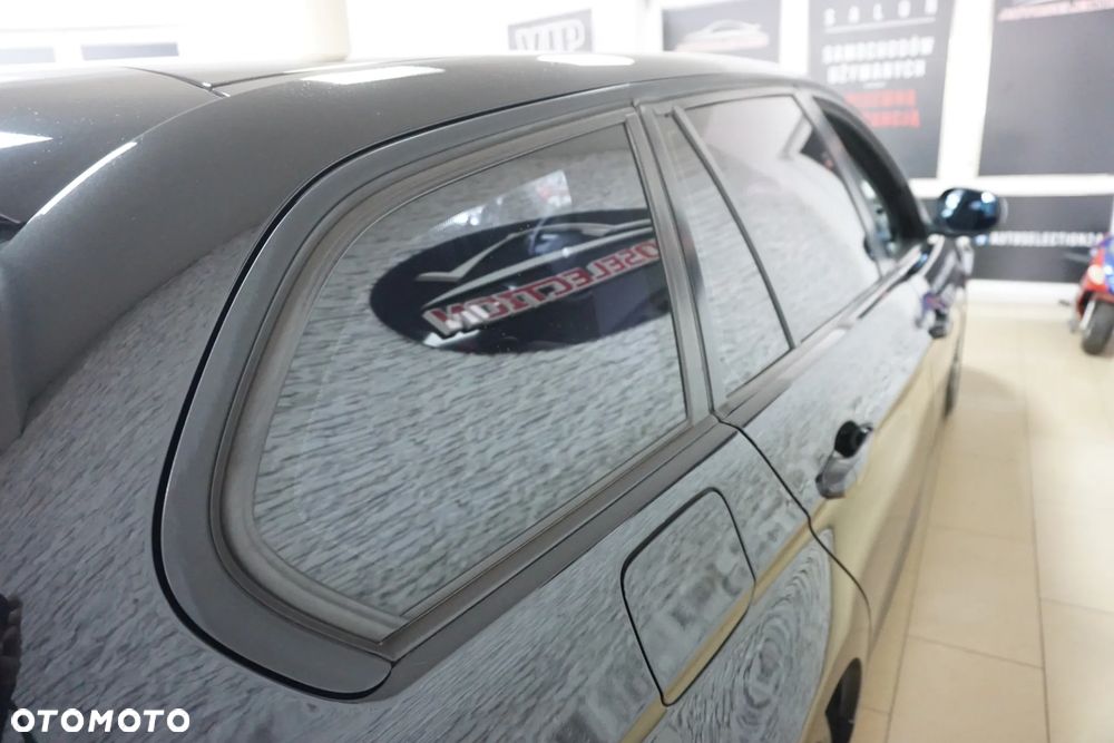 BMW Seria 3 320d DPF - 16