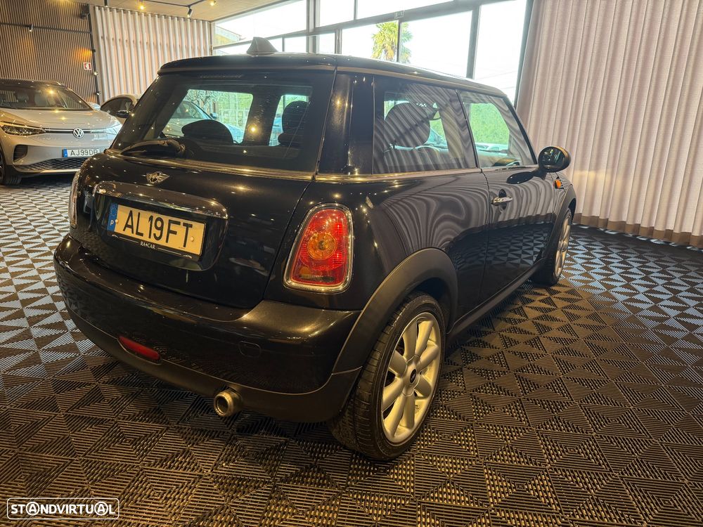 MINI 3 Portas Cooper D - 6