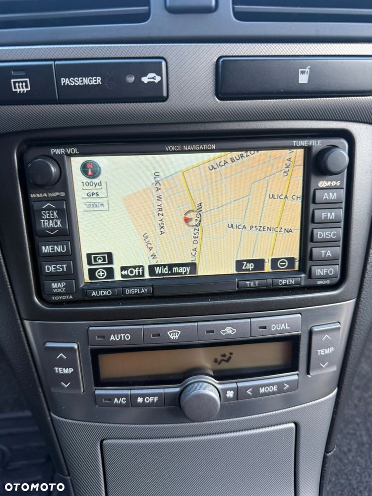Toyota Avensis - 3