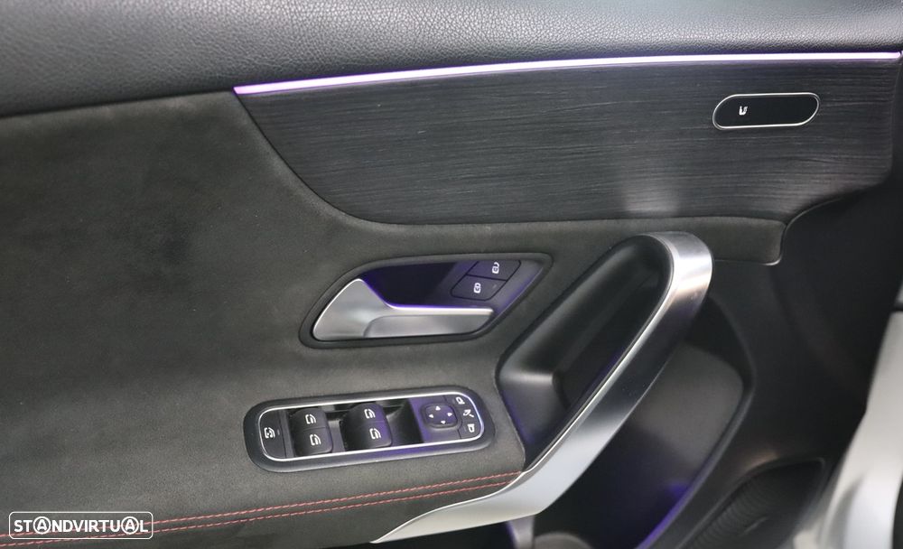 Mercedes-Benz A 180 d 7G-DCT AMG Line - 7