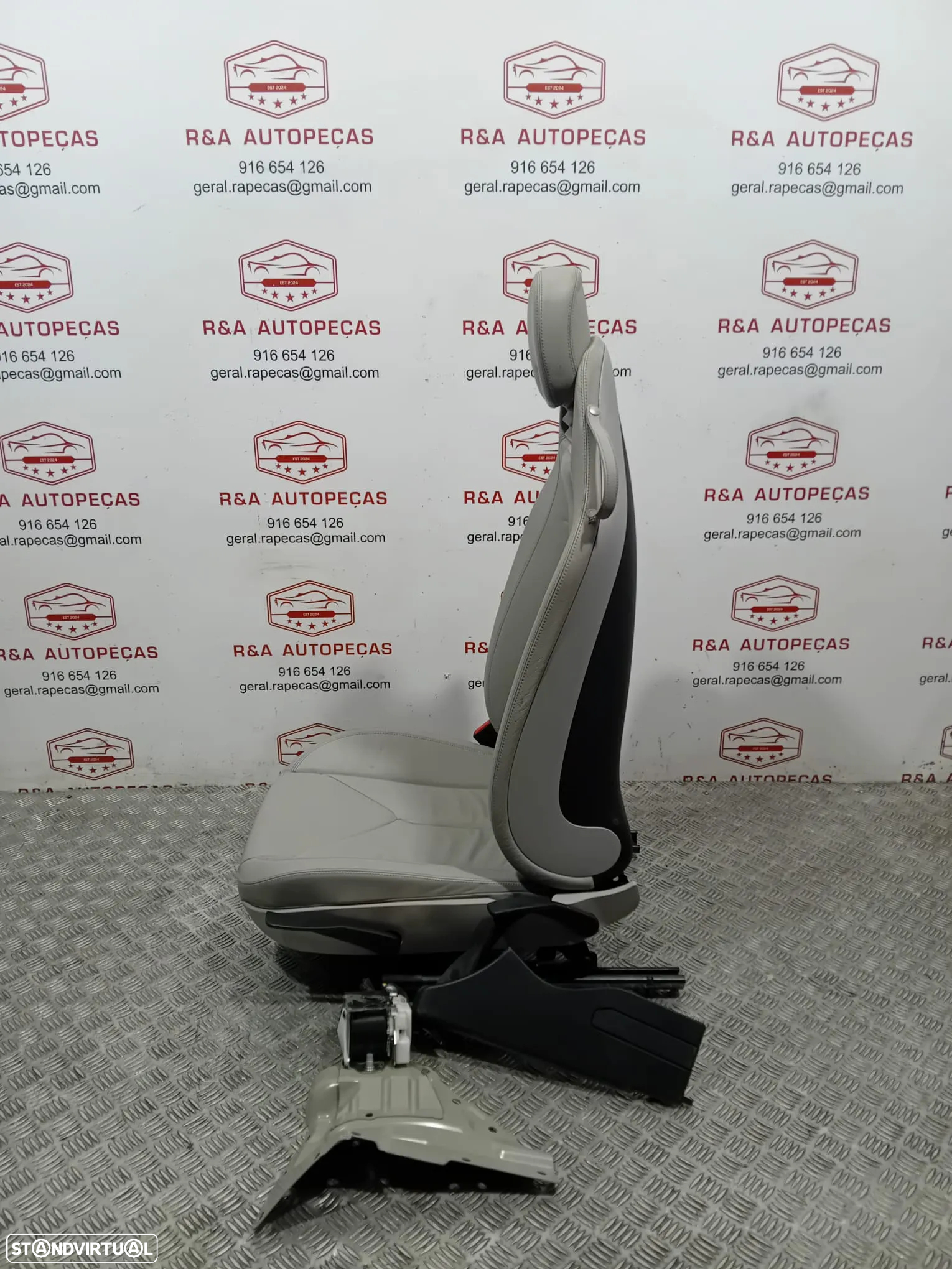 Conjunto de Bancos Mercedes SLK 171 Elétricos em Pele Original - 6