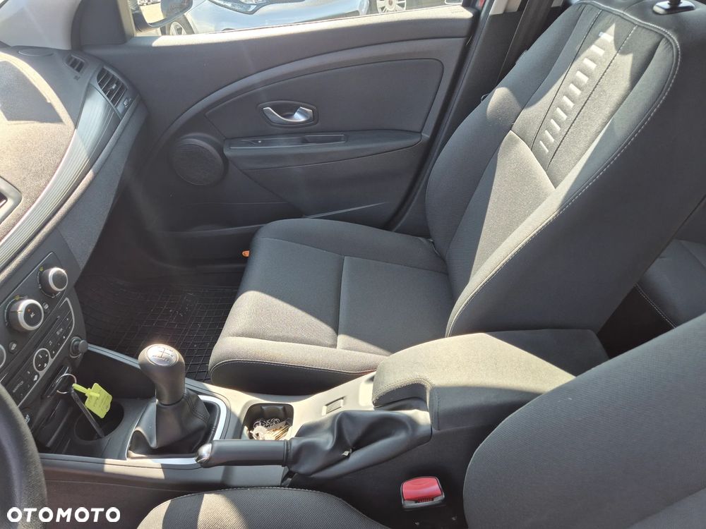 Renault Megane 1.6 16V 100 Authentique - 17