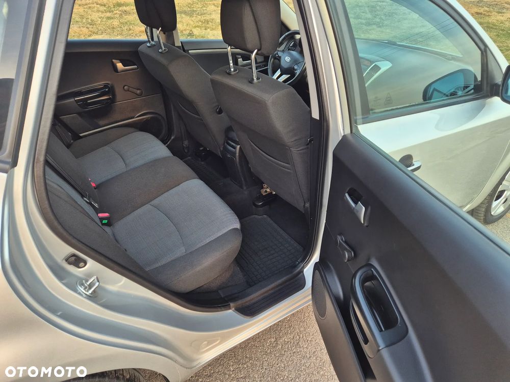 Kia Ceed 1.6 CRDi Spirit - 12