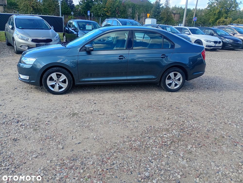 Skoda RAPID 1.2 TSI Ambition - 14