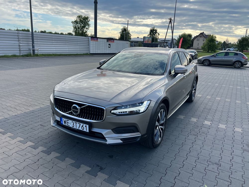 Volvo V90 Cross Country D5 SCR AWD Momentum Pro - 18