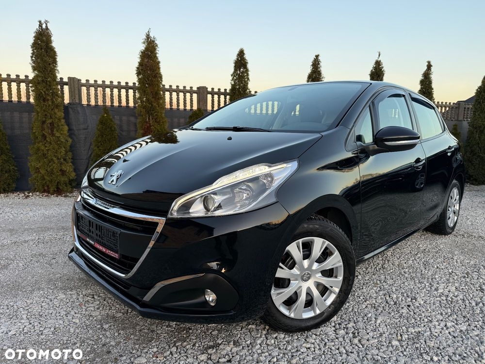 Peugeot 208 - 4