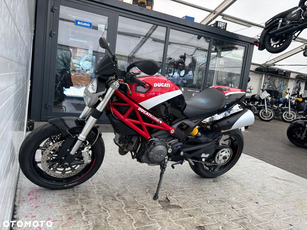 Ducati Monster - 9