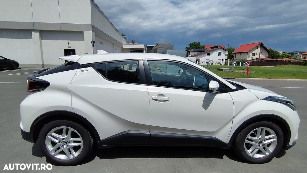 Toyota C-HR - 5