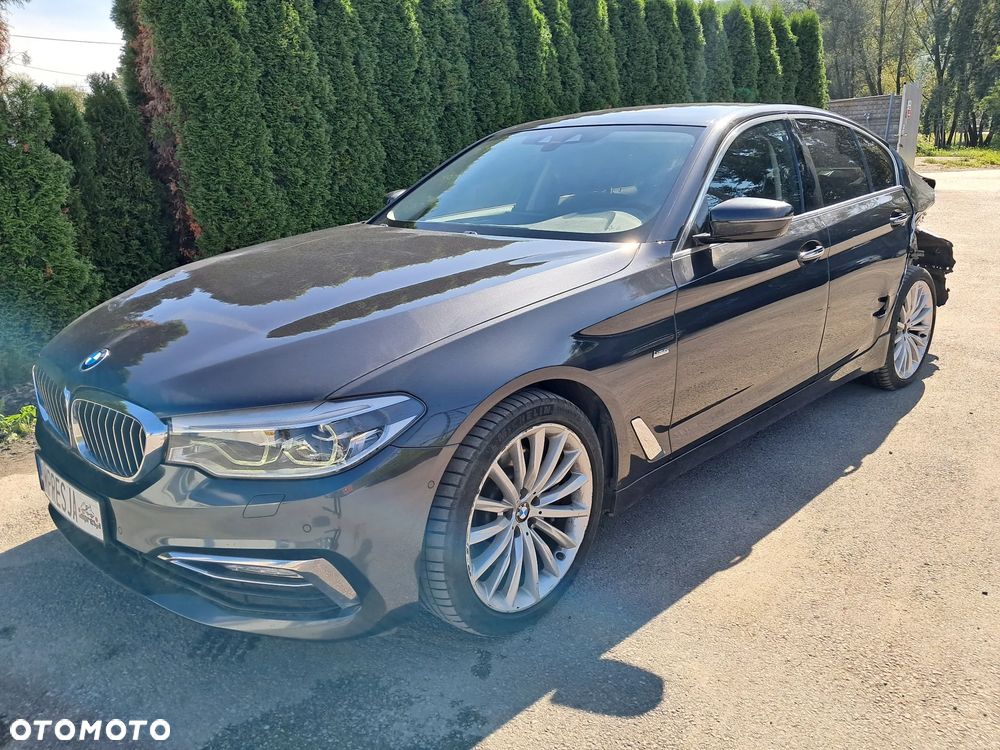 BMW Seria 5 530d Luxury Line - 17