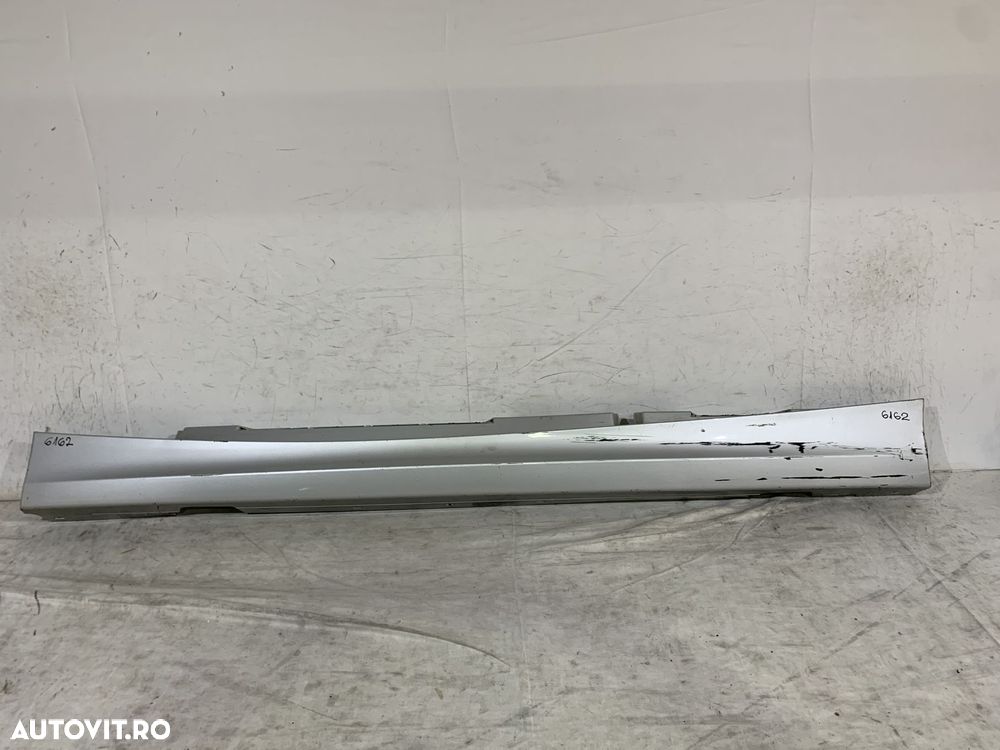 Prag stanga BMW Seria 1, E87, 2005, 2006, 2007, 2008, 2009, 2010, 2011, cod origine OE 51777184353. - 1