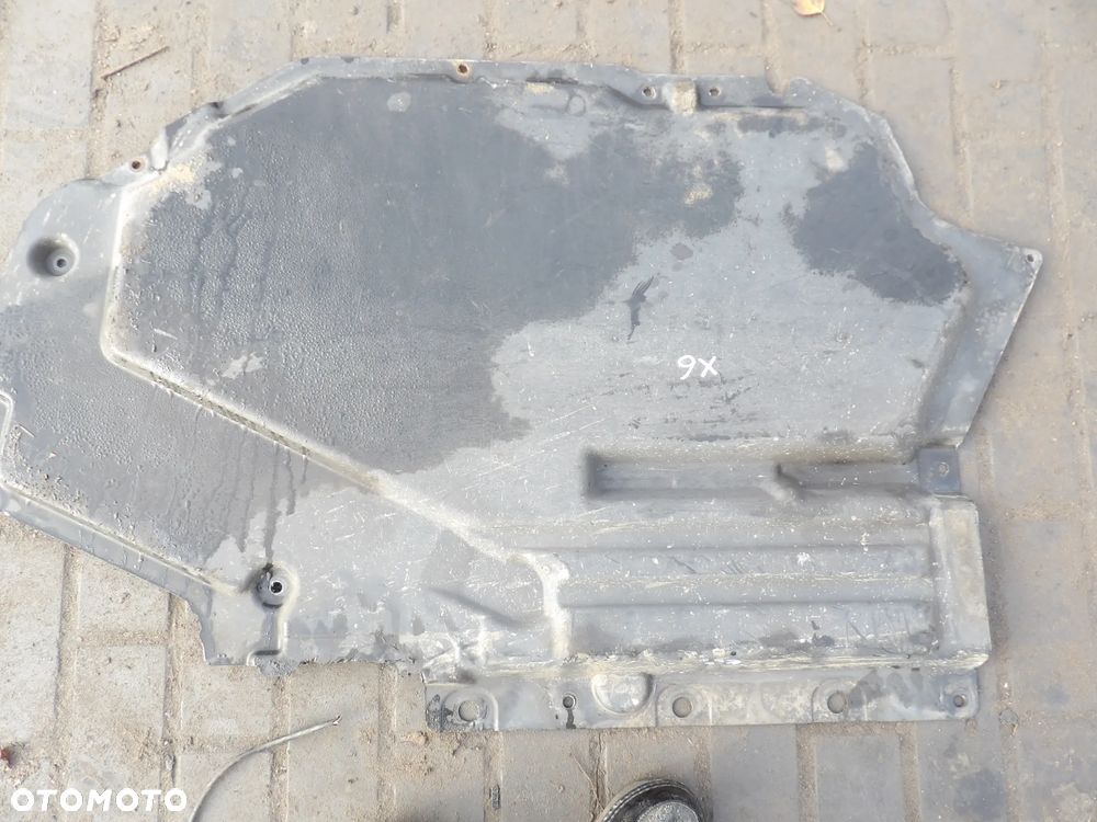 BMW - E70,E71,X5,X6 - OSŁONA PODWOZIA - 7158405 - 1