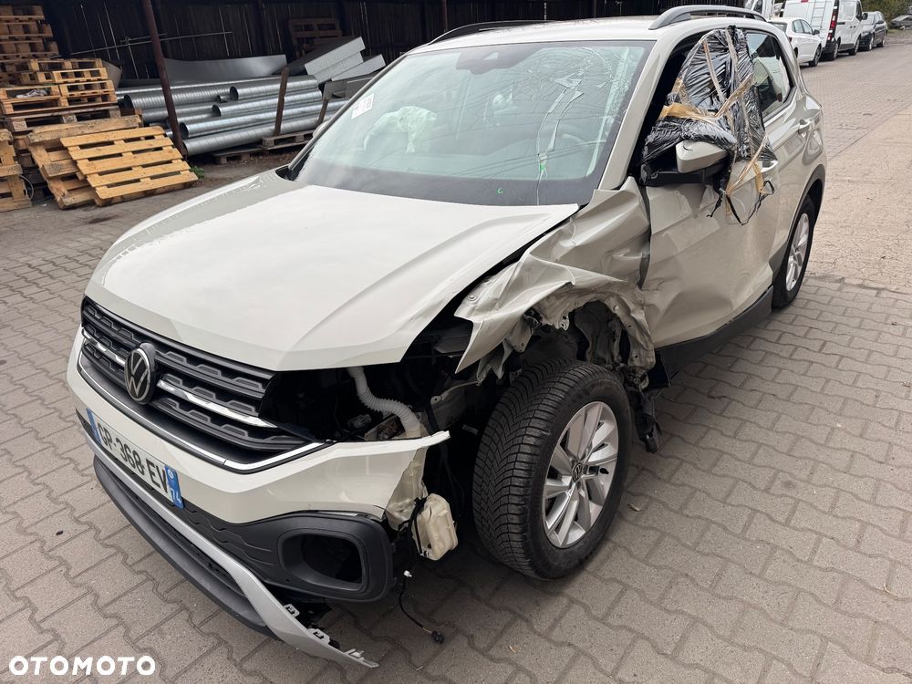 Volkswagen T-Cross - 2