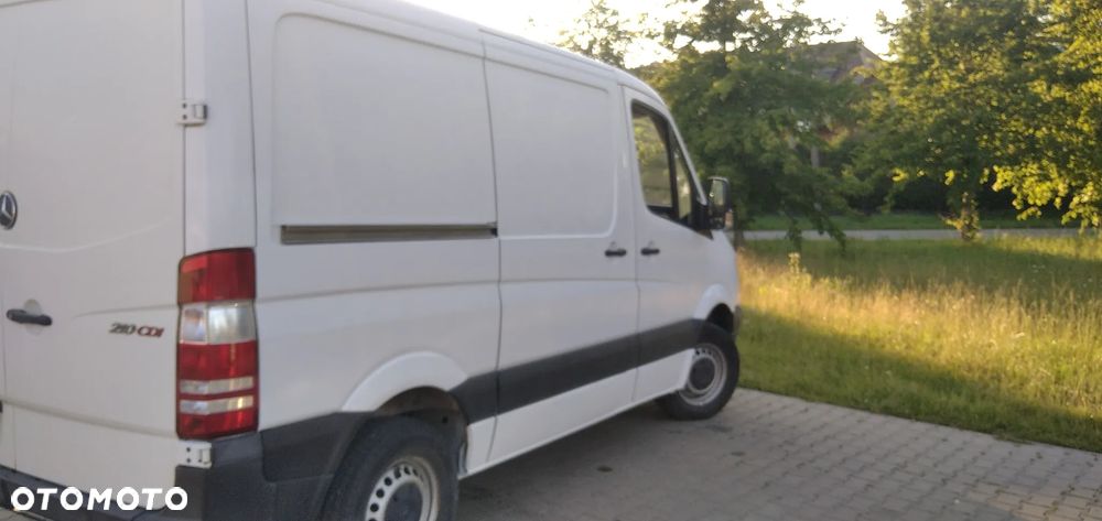 Mercedes-Benz SPRINTER 210 - 2