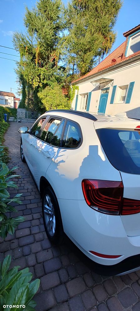 BMW X1 xDrive18d - 11
