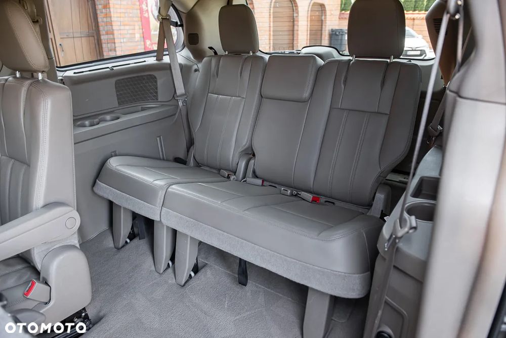 Lancia Voyager 2.8 CRD16v Platinum - 31