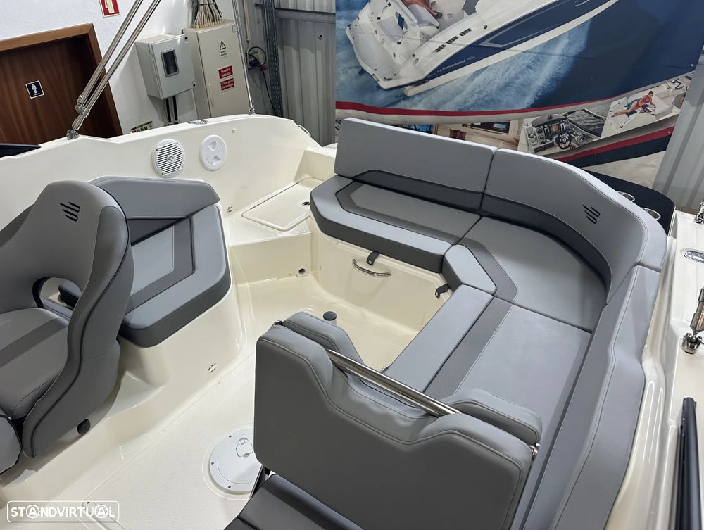 Bayliner C21 OB - 12