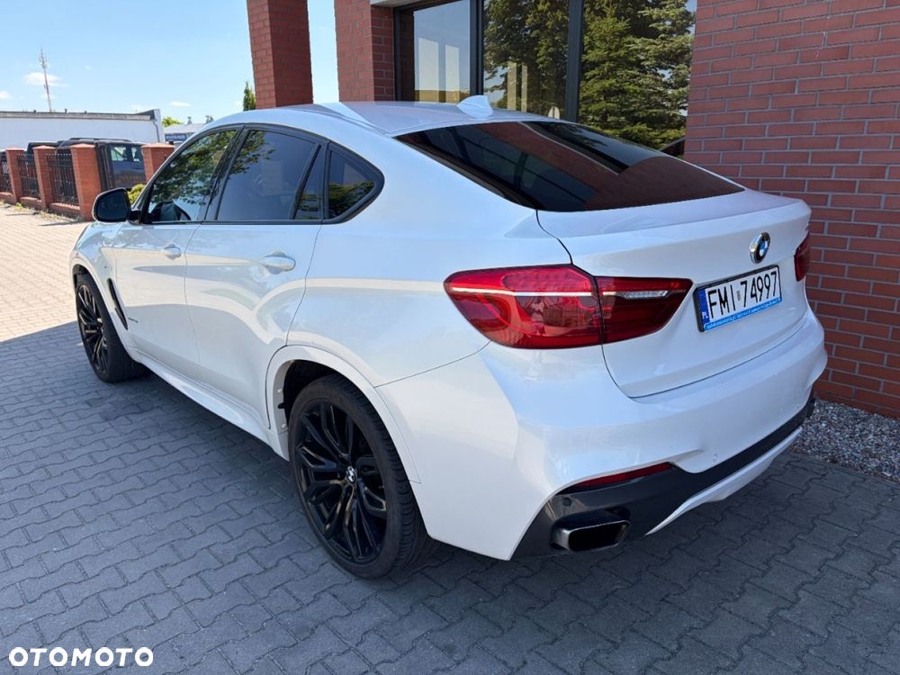 BMW X6 xDrive50i M Sport - 4
