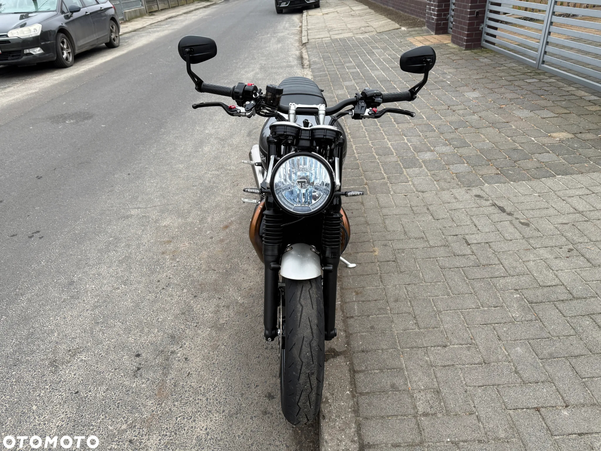 Triumph Speed Twin - 2